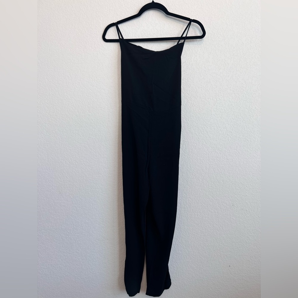 Reformation Women's jumpsuit Square Neckline in black Size 4